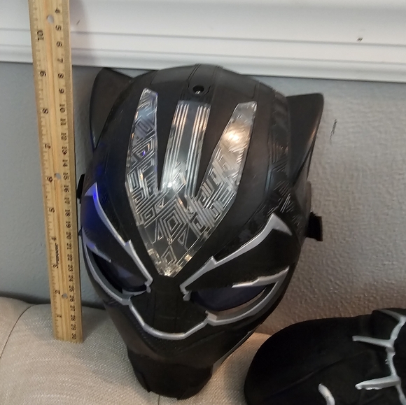 BLACK PANTHER COLLECTABLES! 4 PIECE BUNDLE! - Picture 5 of 10